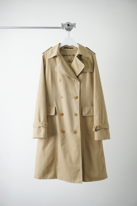 DAKS removable &quot;down lining&quot; trench coat