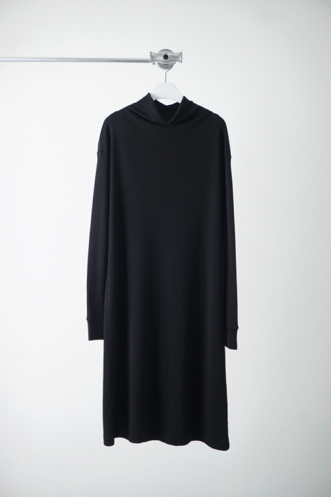 nitca wool onepiece (made in Japan)