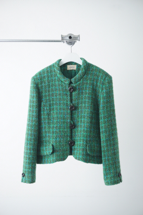 COUTURE FINE boucle tweed padded shoulder jacket (made in Japan)