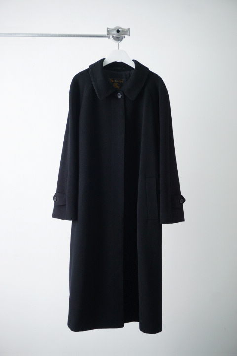 BURBERRYS cashmere wool raglan over coat